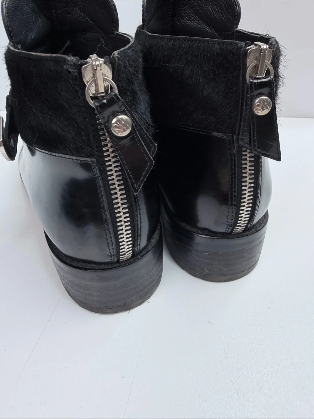Stuart Weitzman Size 9 Negev Jet Mirror Booties Zip Back